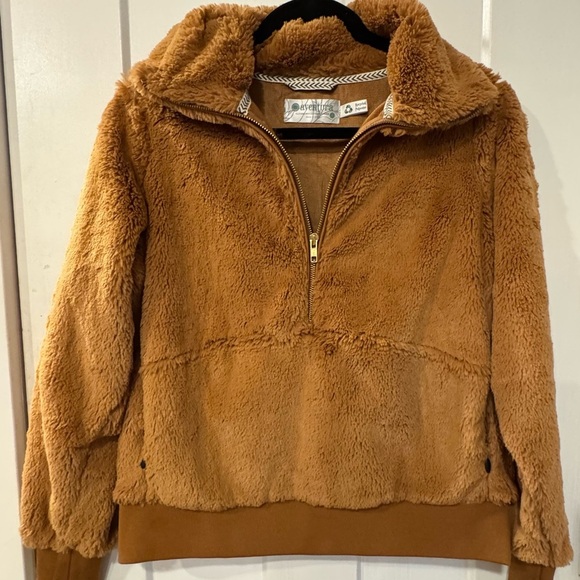 Aventura Jackets & Blazers - Aventura Tan Fleece Jacket M1.2